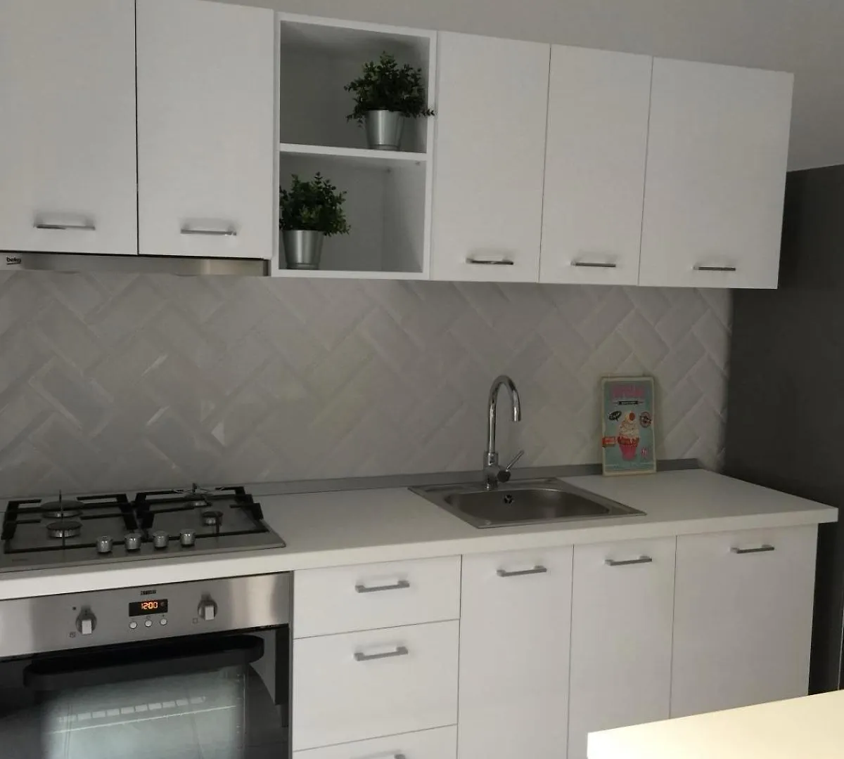 Riko'S Apartment Bucharest Romania